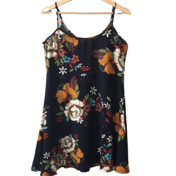 MS BASIC Women's Sleeveless Adjustable Stripy - Picture 2 of 7